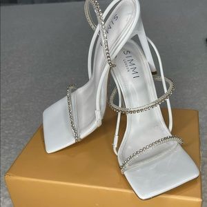 Simmi London Chanelle